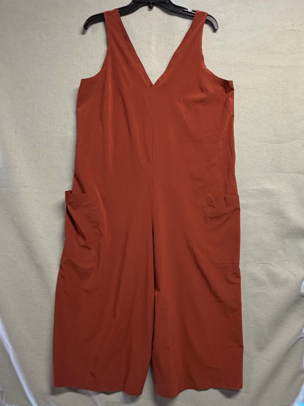 Athleta Sleeveless V-Neck Wide-Leg Jumpsuit in Rust Orange Large